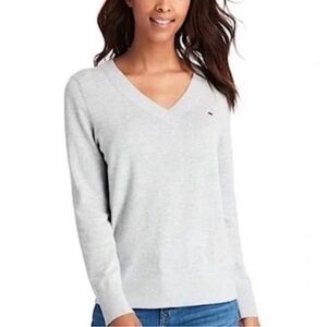Vineyard Vines Light Gray V-Neck Sweater